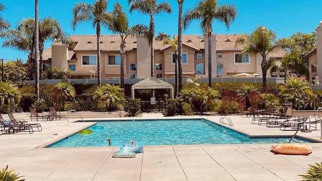4620 Los Alamos Way Unit C, Oceanside, CA 92057 - community pool with a gazebo and a patio area
