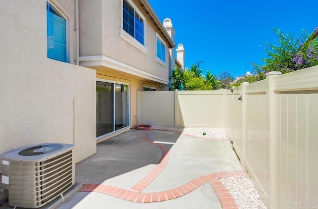 4620 Los Alamos Way Unit C, Oceanside, CA 92057 - fenced backyard with a patio area