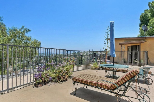 3135 S Bonita St, Spring Valley, CA 91977 - view of patio / terrace