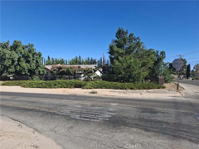 8323 Peach Ave, Hesperia, CA 92345 - photo 5