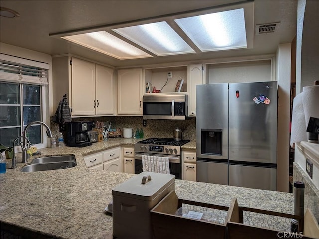 8323 Peach Ave, Hesperia, CA 92345 - photo 20