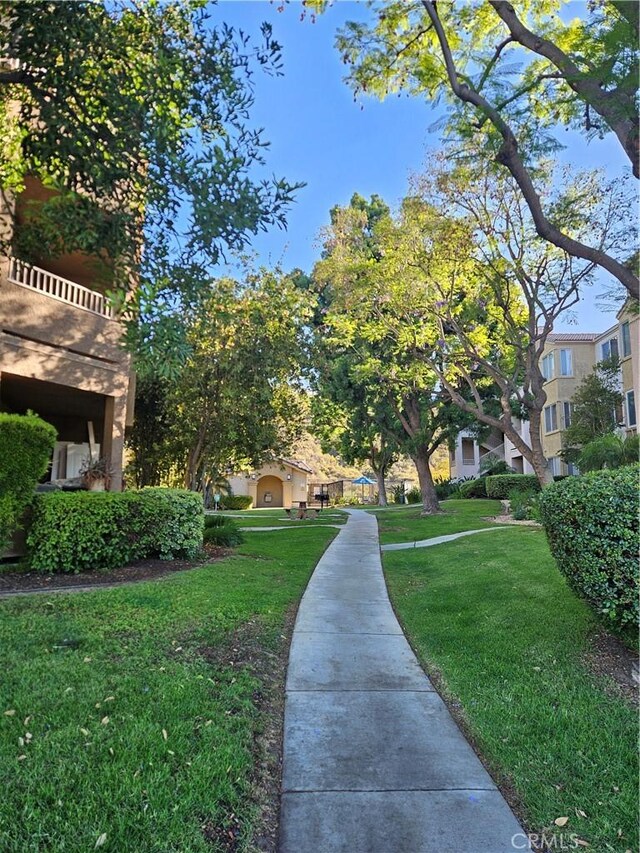 2350 Del Mar Way Unit 103, Corona, CA 92882 - view of property's community with a yard