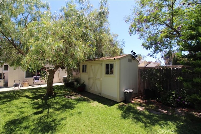 23281 Via Bahia, Mission Viejo, CA 92691 - view of yard featuring a shed