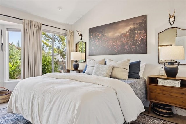 215 Meadowlark Rd, Paso Robles, CA 93446 - bedroom with vaulted ceiling