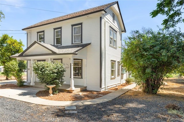 2725 W Sacramento Ave, Chico, CA 95973 - view of front facade featuring covered porch and roof with shingles
