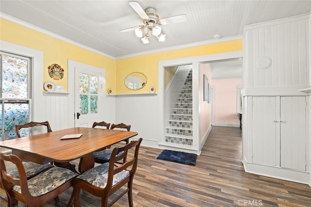 2725 W Sacramento Ave, Chico, CA 95973 - dining area featuring stairway, crown molding, ceiling fan, and wood finished floors