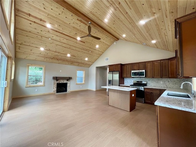 810 Villa Grove Ave, Big Bear City, CA 92314 - photo 9