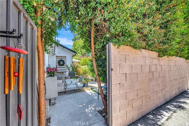 5617 Cantaloupe Ave, Valley Glen, CA 91401 - photo 42