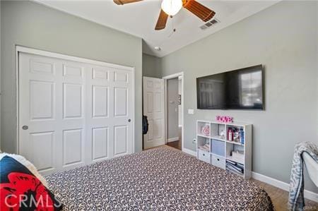 11126 Whitebark Ln, Corona, CA 92883 - bedroom with a closet and ceiling fan