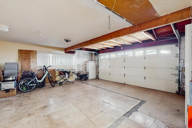 12538 Buckskin Trl, Poway, CA 92064 - view of garage