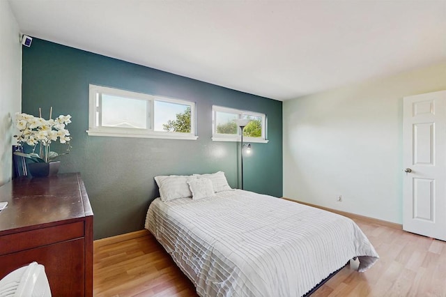 12538 Buckskin Trl, Poway, CA 92064 - bedroom with light wood finished floors