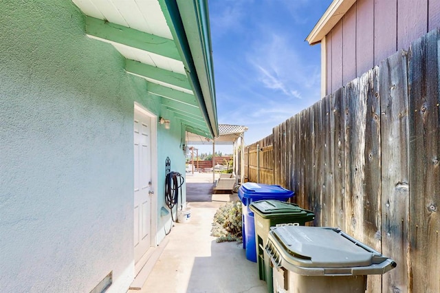 12538 Buckskin Trl, Poway, CA 92064 - view of patio / terrace