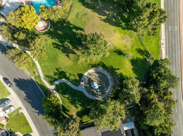 2596 Rikkard Dr, Thousand Oaks, CA 91362 - photo 30