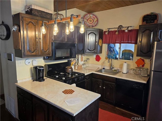 32826 Truman Ln, Running Springs, CA 92382 - photo 16