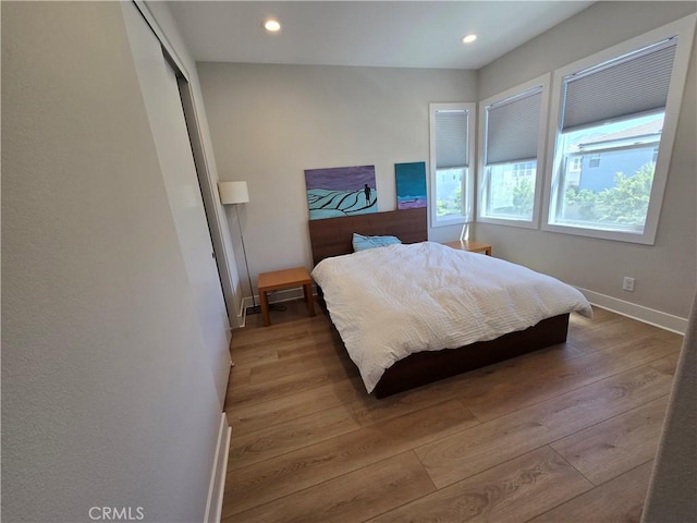 171 Bear Leaf Dr, Lake Forest, CA 92630 - bedroom with wood finished floors and recessed lighting