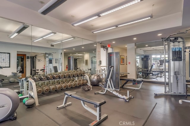 488 E Ocean Blvd Unit 502, Long Beach, CA 90802 - gym with recessed lighting