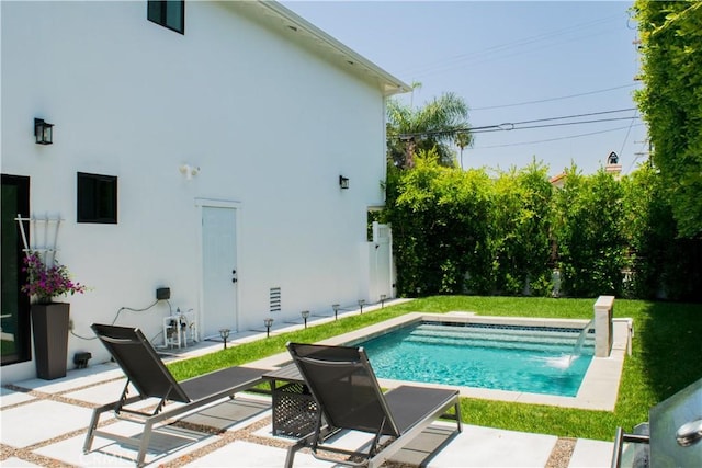542 N Kilkea Dr, Los Angeles, CA 90048 - outdoor pool featuring a patio