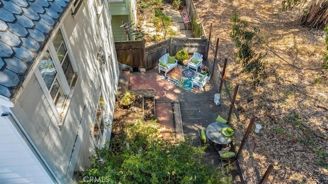 558 Adina Way, Nipomo, CA 93444 - view of side of home featuring a wooden deck