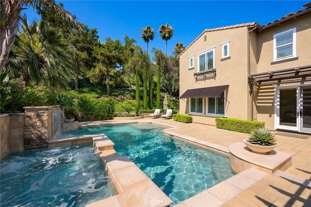 308 Via El Patio, San Clemente, CA 92673 - view of pool with a patio area, a pool with connected hot tub, and a pergola