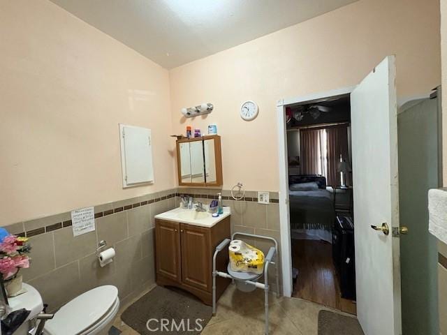 334 W Artesia St, Pomona, CA 91768 - photo 6