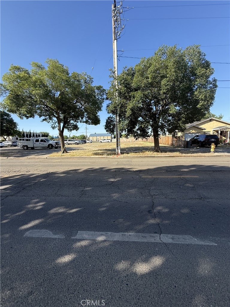 170 E 13th St, Merced, CA 95341 - photo 2