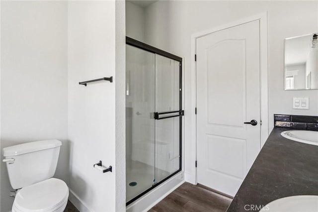 537 Calaveras Rd, Pinon Hills, CA 92372 - full bath featuring a shower stall, vanity, and wood finished floors
