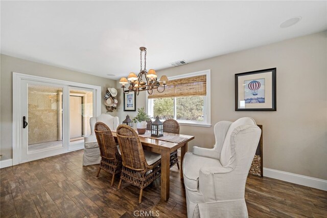 33612 Vino Way, Temecula, CA 92591 - dining area featuring a chandelier and wood finished floors