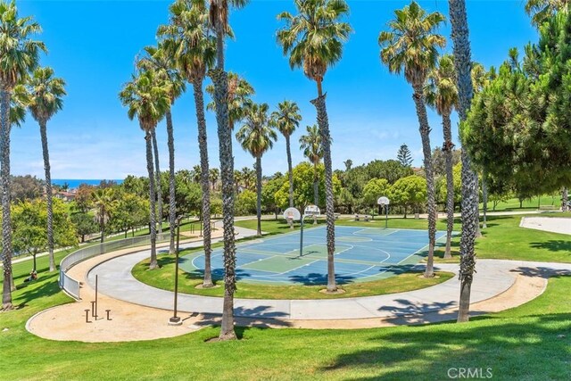 239 Via Presa, San Clemente, CA 92672 - view of basketball court with a yard and community basketball court