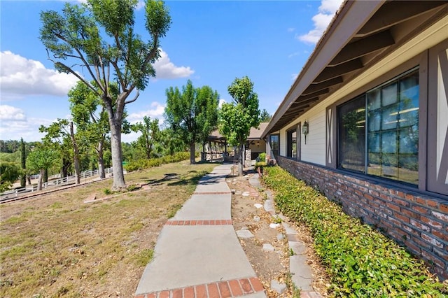 41050 Mesa Robles Cir, Temecula, CA 92592 - view of yard