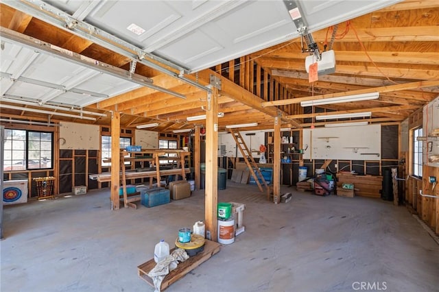 41050 Mesa Robles Cir, Temecula, CA 92592 - garage featuring a workshop area