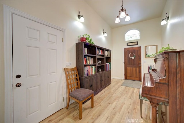 4887 Arizona Ave, Atascadero, CA 93422 - foyer with light wood-style floors and vaulted ceiling