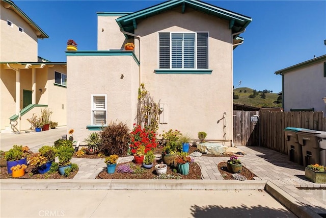 1939 Circle Dr, Cayucos, CA 93430 - rear view of property featuring stucco siding