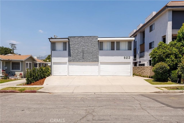623 Orange Grove Ave, Glendale, CA 91205 - photo 1