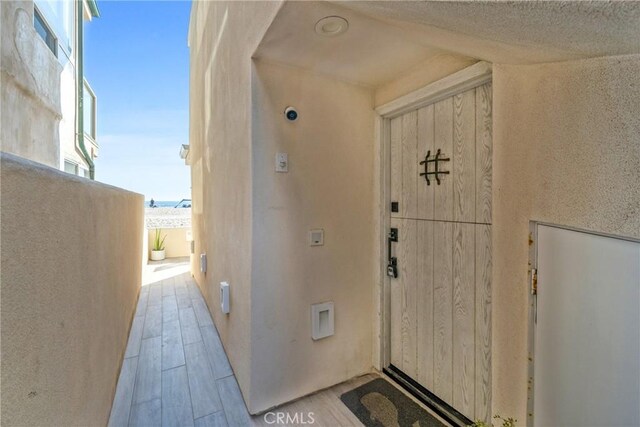 3312 W Oceanfront, Newport Beach, CA 92663 - entrance to property