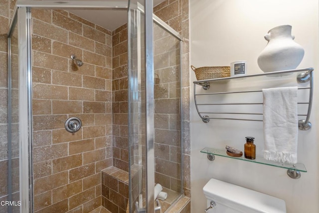 5907 Cantaloupe Ave, Valley Glen, CA 91401 - bathroom featuring a shower stall