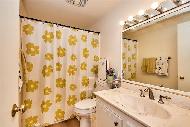 5574 Elsinore Ave, Buena Park, CA 90621 - full bath featuring vanity, wood finished floors, and a shower with shower curtain