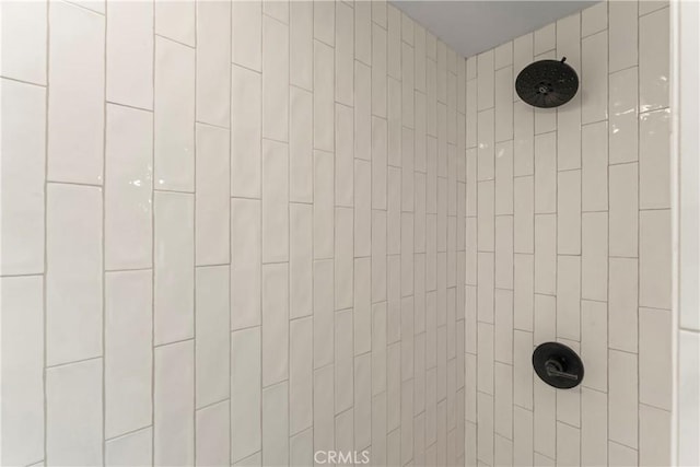 1016 Berne Dr, Crestline, CA 92325 - bathroom view of a tile shower