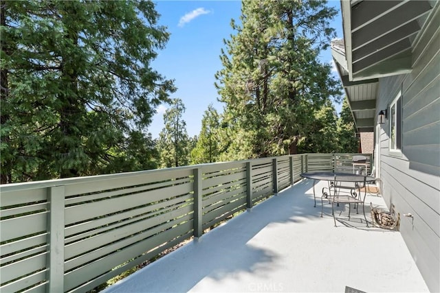 1016 Berne Dr, Crestline, CA 92325 - view of patio / terrace with outdoor dining space