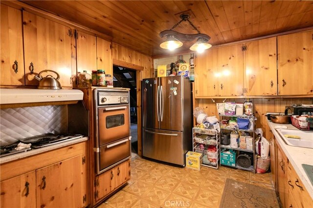 711 Clubhouse Dr, Twin Peaks, CA 92391 - photo 4