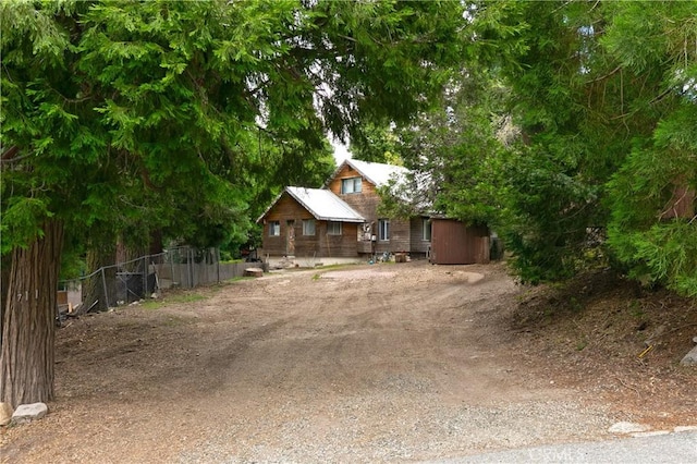 711 Clubhouse Dr, Twin Peaks, CA 92391 - photo 1