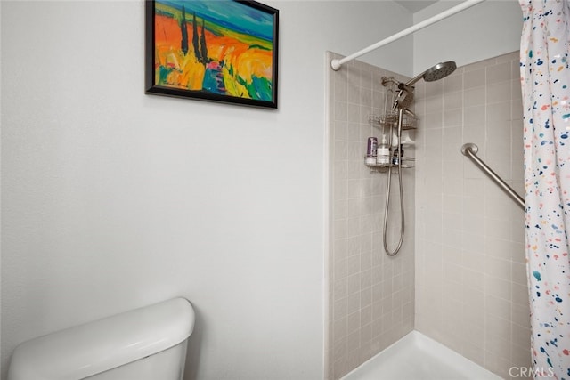 411 Spanish Moss Ln, Arroyo Grande, CA 93420 - bathroom with tiled shower