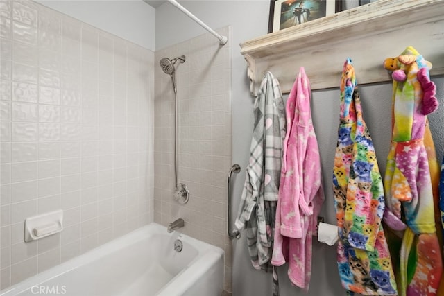 411 Spanish Moss Ln, Arroyo Grande, CA 93420 - full bathroom with shower / washtub combination