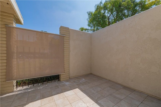 2245 Via Mariposa E Unit D, Laguna Woods, CA 92637 - view of patio / terrace