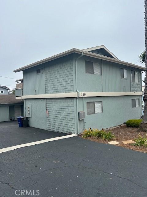119 Montecito Ave, Pismo Beach, CA 93449 - view of side of home