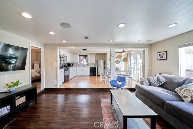 4117 E Theresa St, Long Beach, CA 90814 - photo 10
