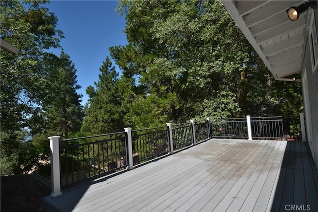 30607 Live Oak Dr, Running Springs, CA 92382 - view of wooden terrace