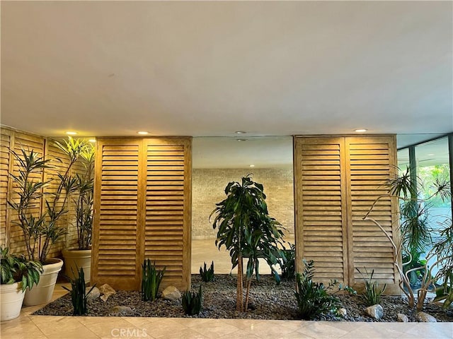 11044 Ophir Dr Unit 304, Los Angeles, CA 90024 - photo 2