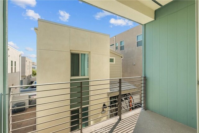 27422 Pioneer Ct, Valencia, CA 91381 - view of balcony