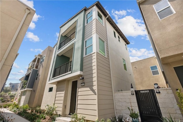 27422 Pioneer Ct, Valencia, CA 91381 - view of building exterior