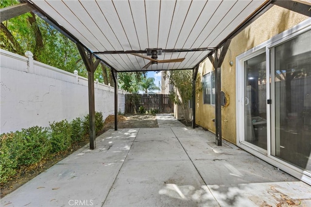 1142 Juniper Ct, San Jacinto, CA 92582 - fenced backyard with a patio and ceiling fan